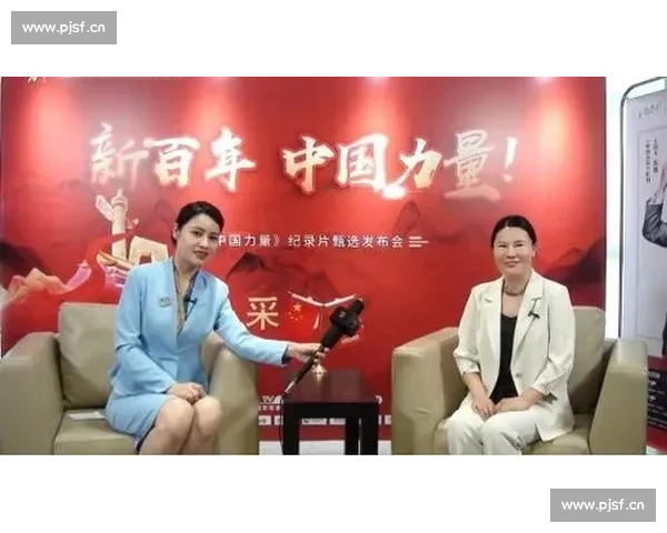 巾帼不让须眉！女选手闪耀赛场，英雄联盟手游联赛巾帼力量崛起！